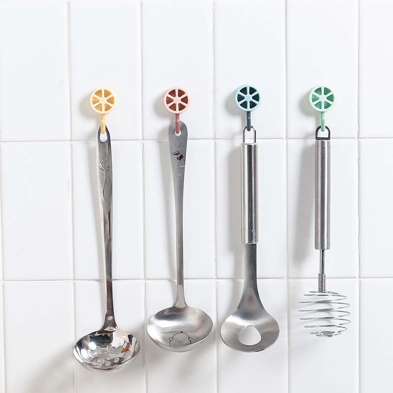 Móc treo đồ dán tường tiện dụng cho nhà bếp/phòng khách