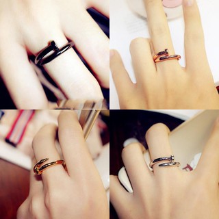 Nhẫn Đeo Tay Đinh Cá Tính