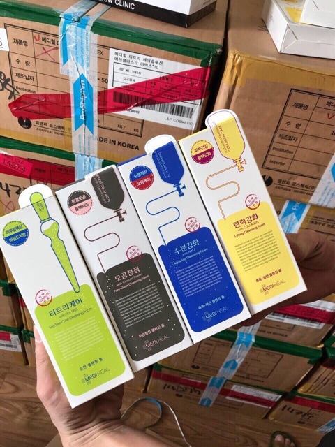 Sữa Rửa Mặt Mediheal Cleansing Foam