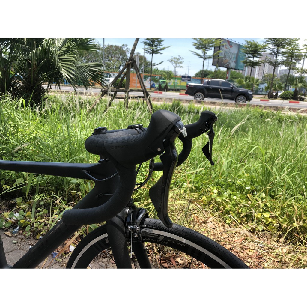 Xe đạp đua khung cacbon  Missile Stacato 2021