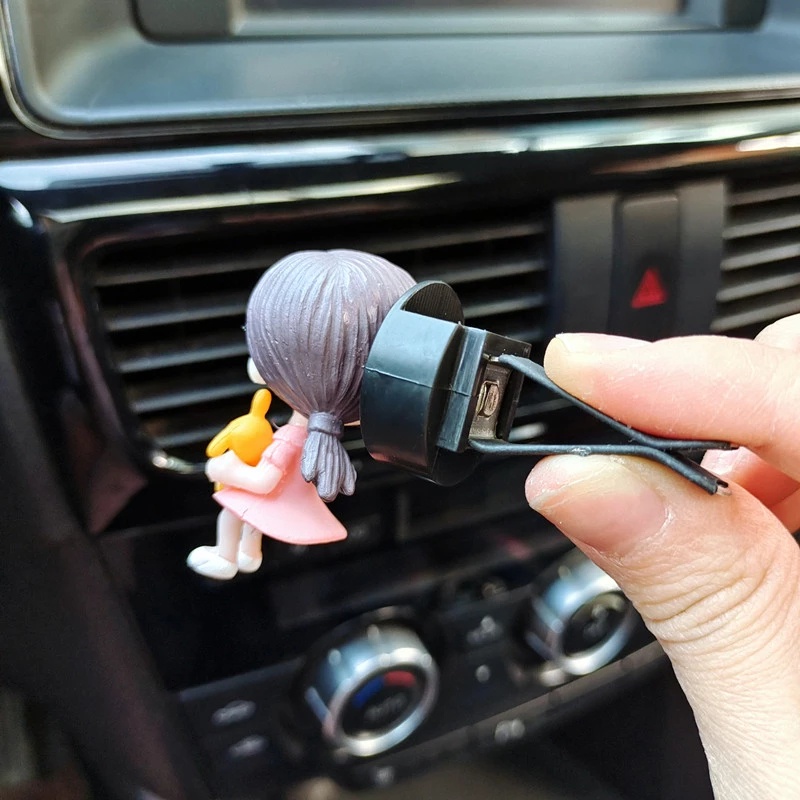 Bộ 6 kẹp khuếch tán tinh dầu hình búp bê dễ thương cho xe hơi