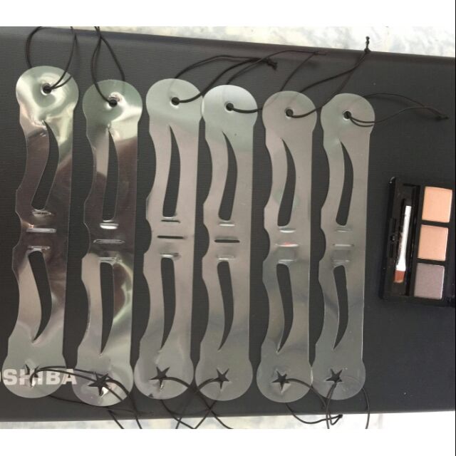 KHUÔN KẺ MÀY 6 DÁNG+ BỘT TÁN 3 Ô