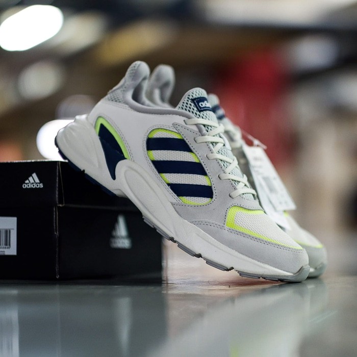 Giày thể thao nam Adidas 90S Valasion