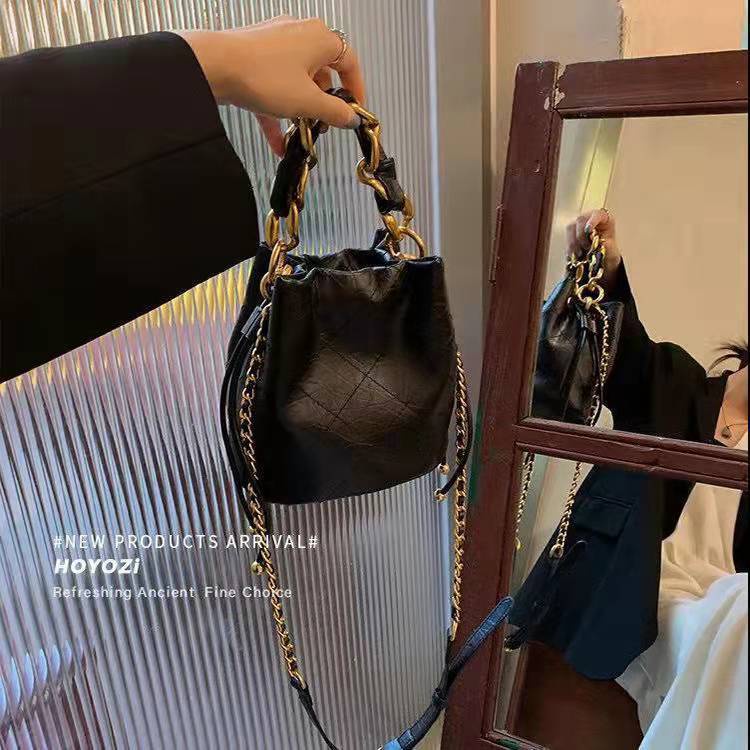 Túi Xách bucket mini Họa Tiết Hình Thoi Phối Dây Xích Thời Trang Thu Đông Cho Nữ