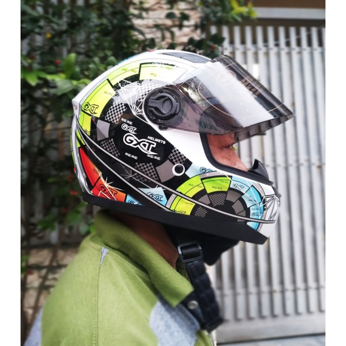 Mũ Fullface GXT hoạ tiết đồng hồ nền trắng