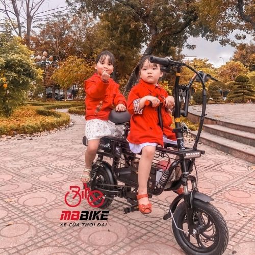 Xe Điện ADIMAN X1 giỏ lớn - Xe Điện Mini bánh 12inch Siêu Tiện Lợi - Pin Lithiim 15A - Bảo Hành Chính Hãng 18 Tháng