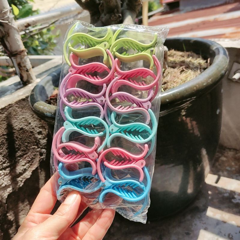 Vỉ 12 cái Kẹp càng cua 5răng nhám, bóng, nâu giá rẻ