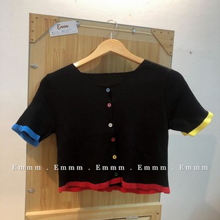 Áo croptop len mỏng nút màu Freesize