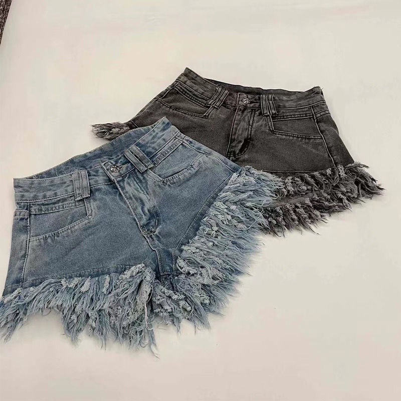 Quần short lưng cao họa tiết thánh giá phối tua rua thời trang cho nữ