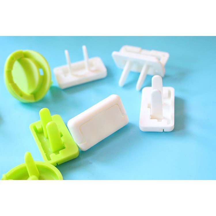 Combo 10 chiếc bịt ổ điện cao cấp giữ an toàn cho bé, có quai tháo ra dễ dàng giá siêu dẻ