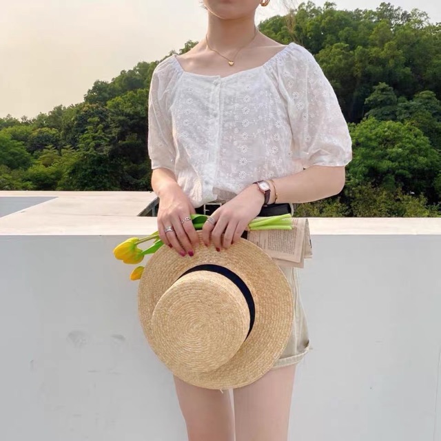 Áo thô ngắn tay cổ thuyền hoạ tiết hoa thêu Ulzzang style  Hàng Quảng Châu