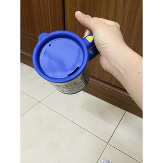 Cốc tự khuấy
