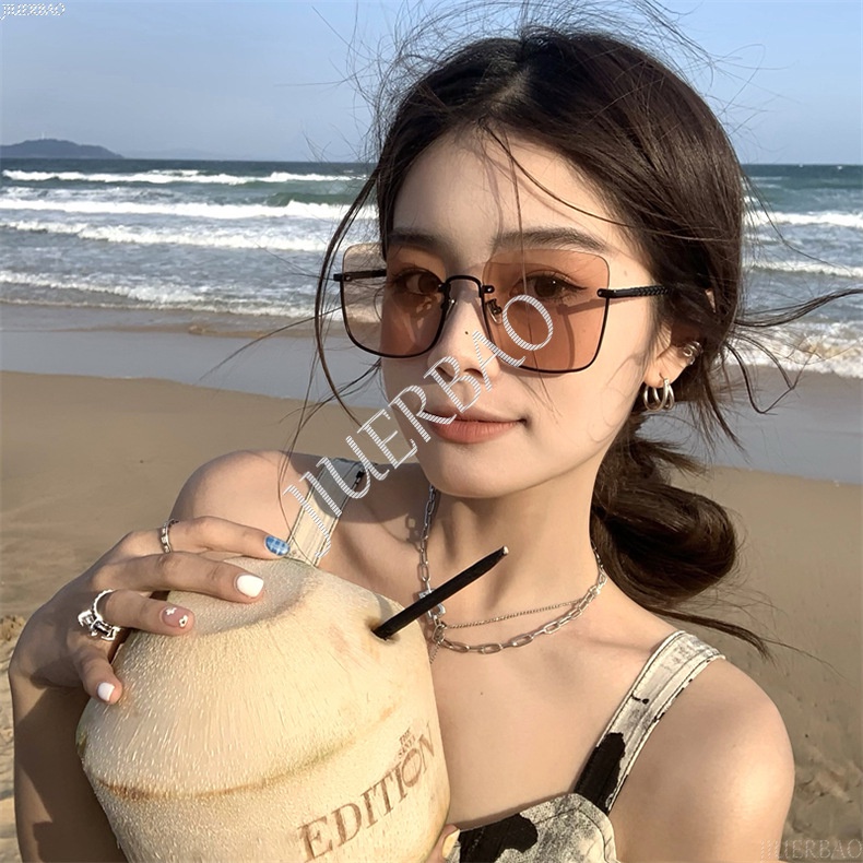 Kính Mát Chống Tia UV400 Gọng Kim Loại Tròng To Cổ Điển Thời Trang Cá Tính Cho Nữ