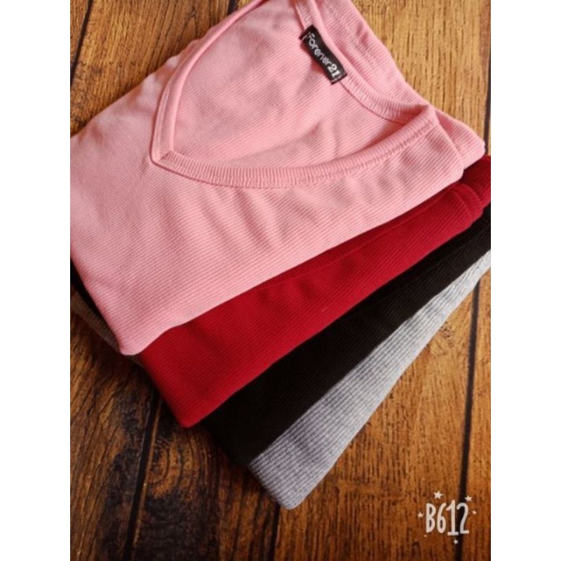 Đầm body cổ tim