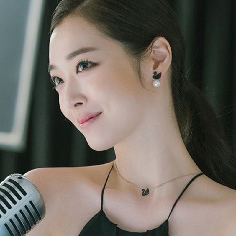 Vòng cổ Mặt Hình Thiên Nga Đính Đá Thời Trang Hàn Quốc Cho Nữ