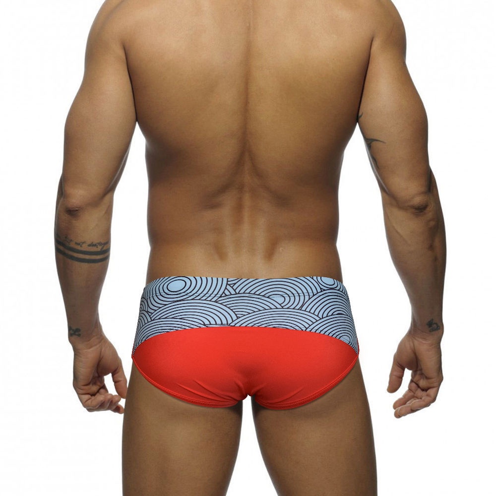 Quần Bơi Lưng Thấp Co Giãn Quyến Rũ Thời Trang Đi Biển Mùa Xuân Cho Nam | BigBuy360 - bigbuy360.vn