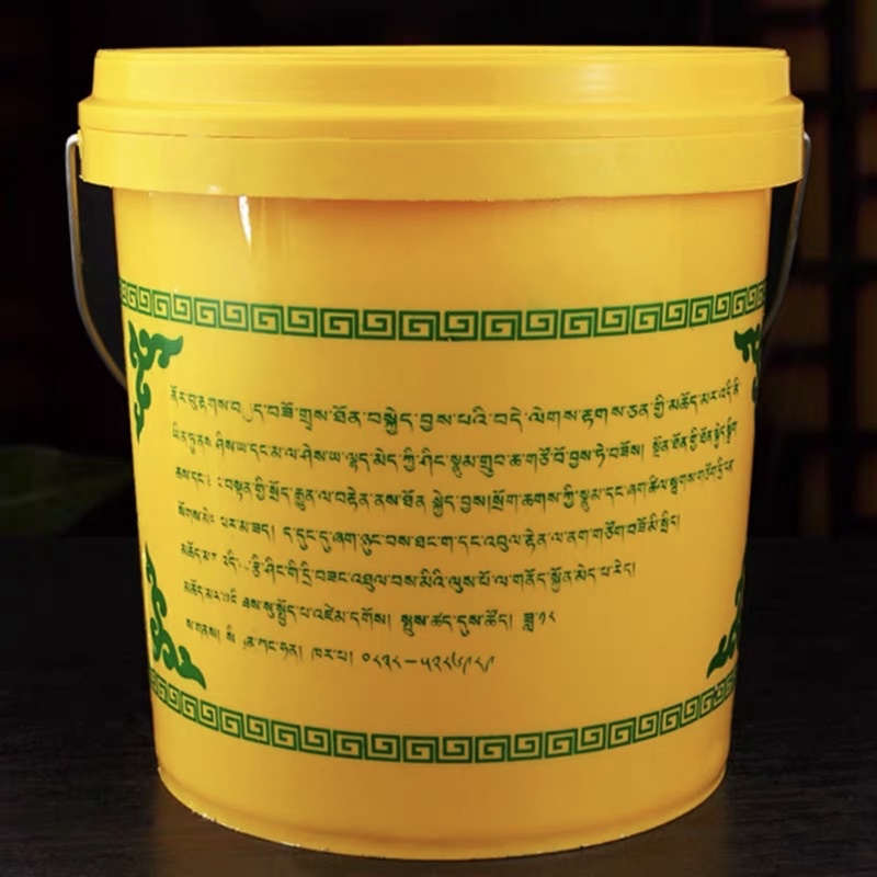 Bơ thực vật để tự làm đèn bơ