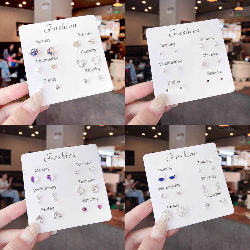 Khuyên tai nữ nhiều họa tiết và màu sắc khác nhau thời trang thanh lịch