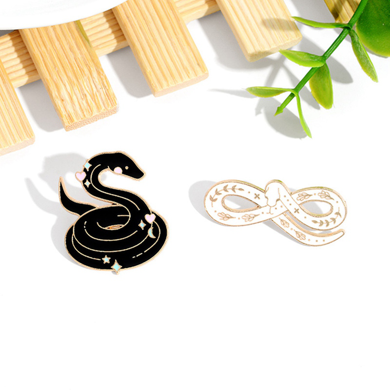 Ghim Cài Áo Hình Rắn Cá Tính