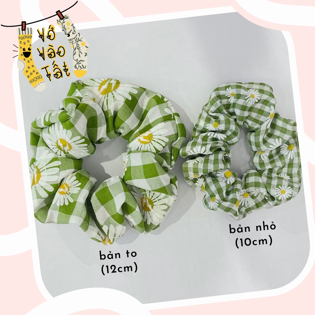 Buộc tóc scrunchies caro hoa cúc trắng xinh