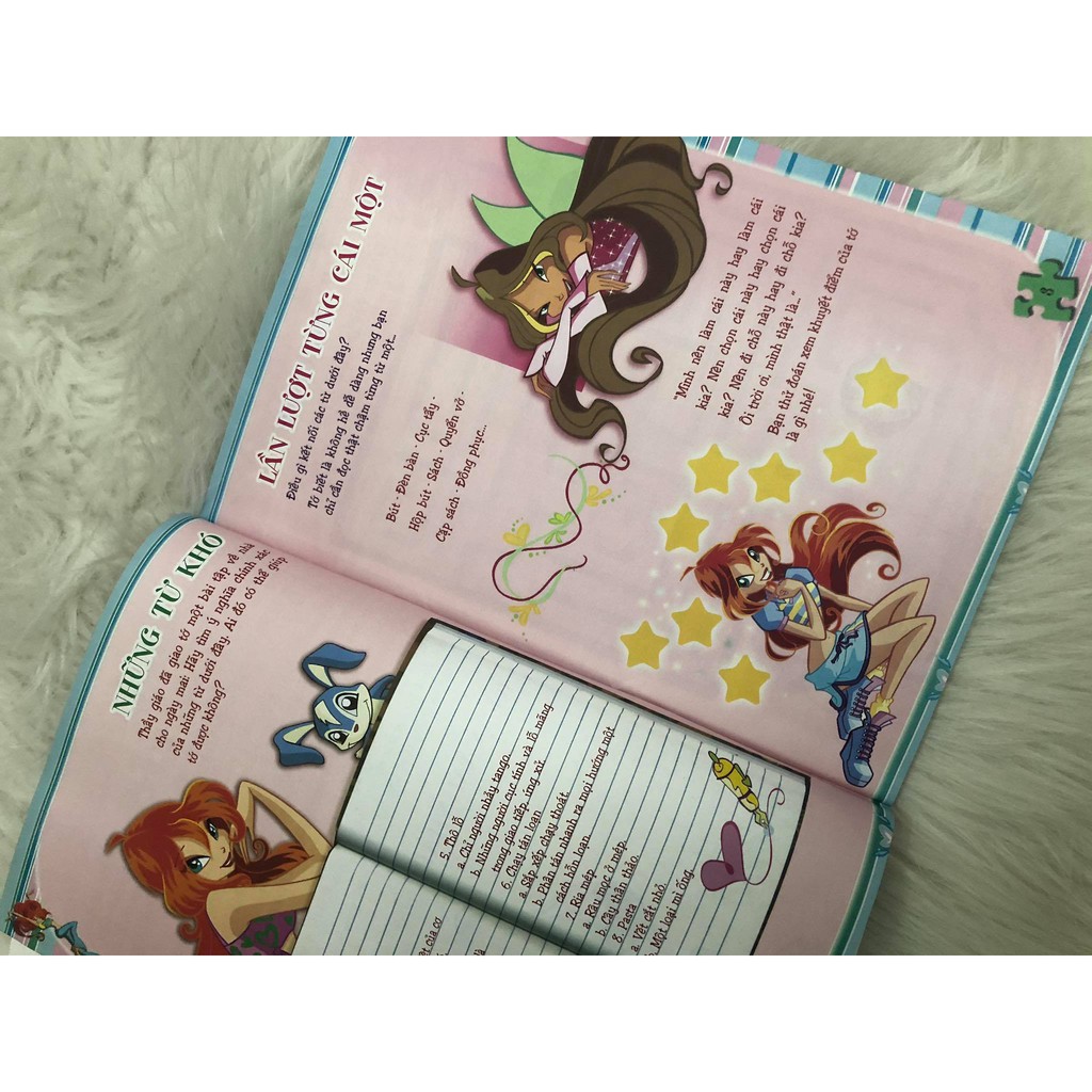 Sách - Winx Club (Stick And Read) - Câu Lạc Bộ Các Tiên Nữ Sành Điệu (Ngẫu nhiên theo 8 chủ đề)