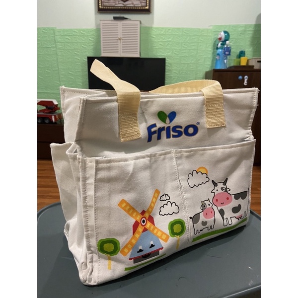 Túi Friso Mẹ Bỉm Vải Canvas Phong Cách Hàn Quốc - Hình Mẫu Đeo Là Hình Mình Hoạ, Hình Thật Chụp Bằng Điện Thoại