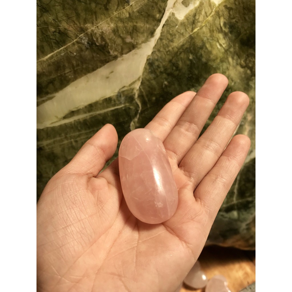 Đá thach anh hồng tự nhiên dạng viên nhiều size, đá thanh tẩy, sưu tầm, trang trí | BigBuy360 - bigbuy360.vn