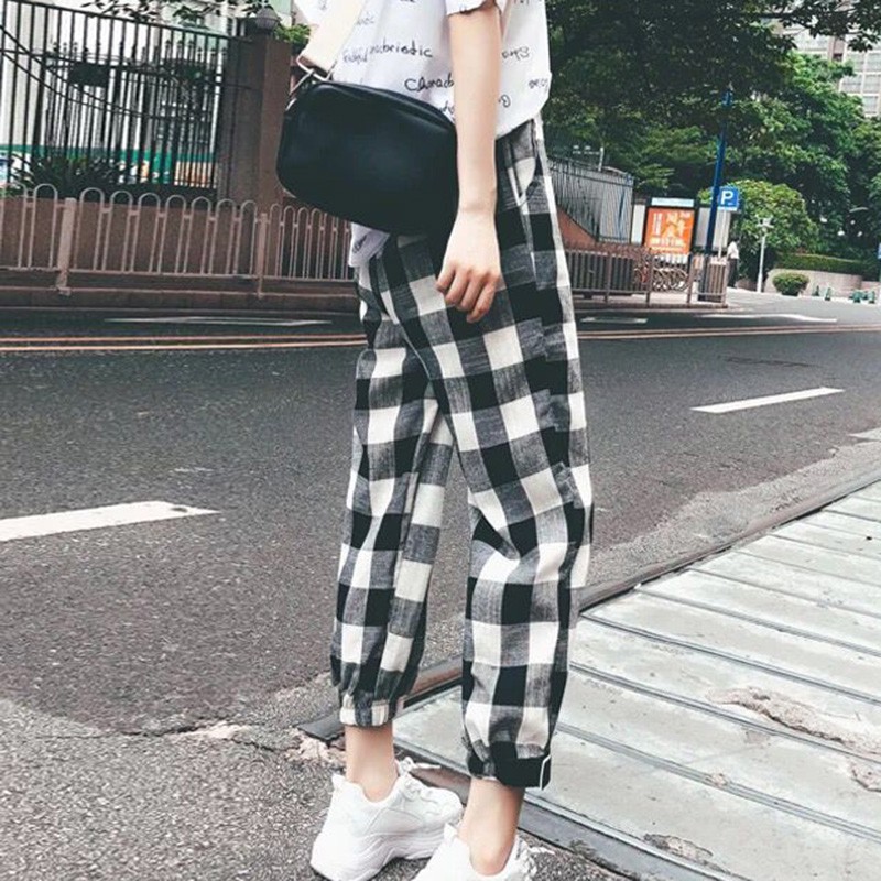 Quần dài ngang mắt cá phong cách Hàn Quốc