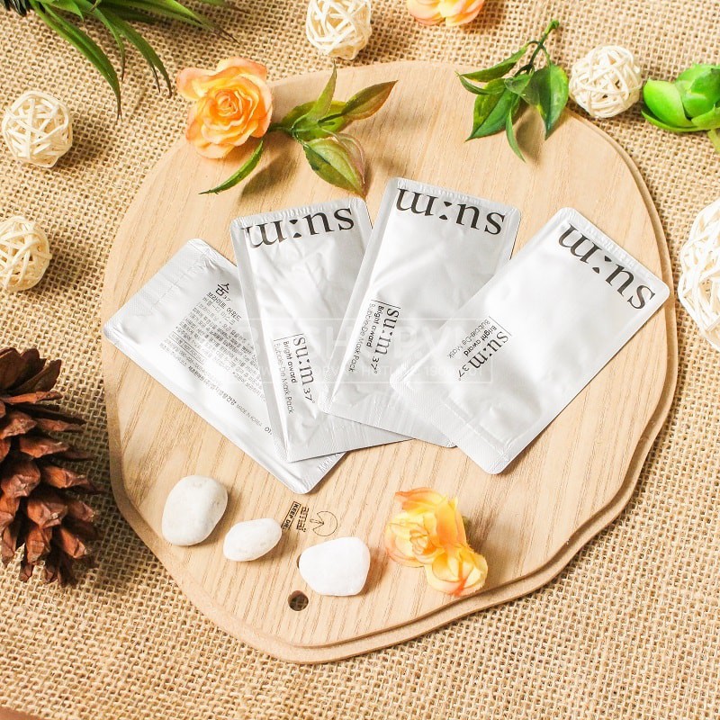 Mặt nạ thải độc sum 37 White Award Bubble-De Mask