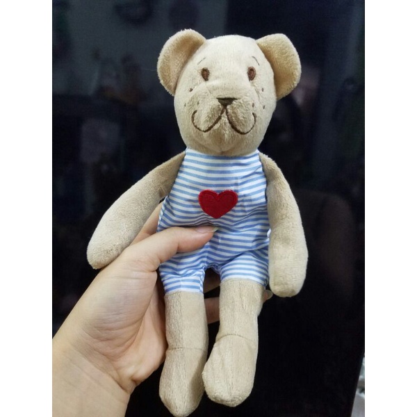 Gấu bông Ikea Bear tim cầm tay