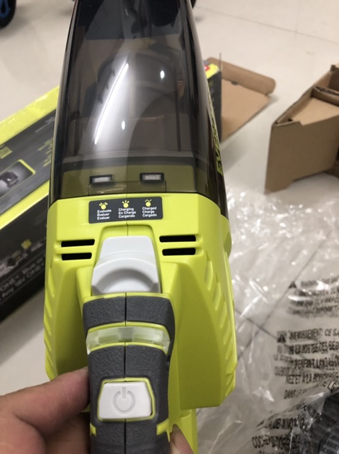 Hút bụi ryobi 18v