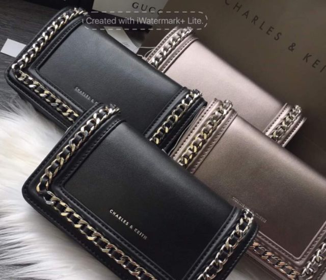 Túi Charlie & Keith viền xích