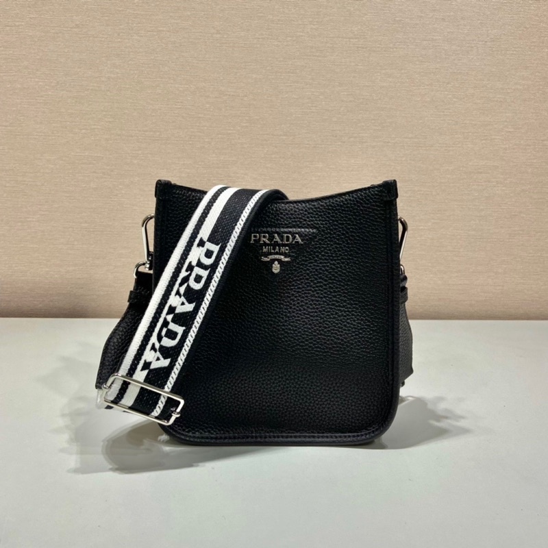 Túi đeo chéo nữ dáng vuông thương hiệu Prada cao cấp da thật dây đeo bản to