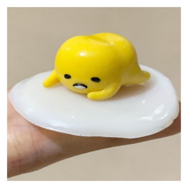 Nhân vật hoạt hình- trứng lười Gudetama