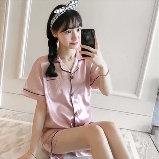 [Xả Kho Bán Lỗ] Bộ Đồ Pijama Nữ Phi Lụa Tay Ngắn Quần Ngắn Siêu Xịn Siêu Sang Freesize 62kg
