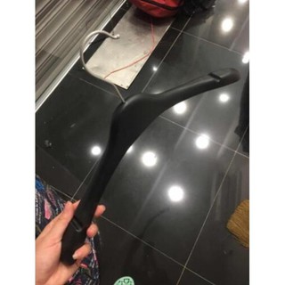 Móc áo nhựa người lớn