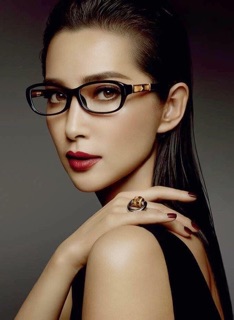 Kính Hiệu Gucci