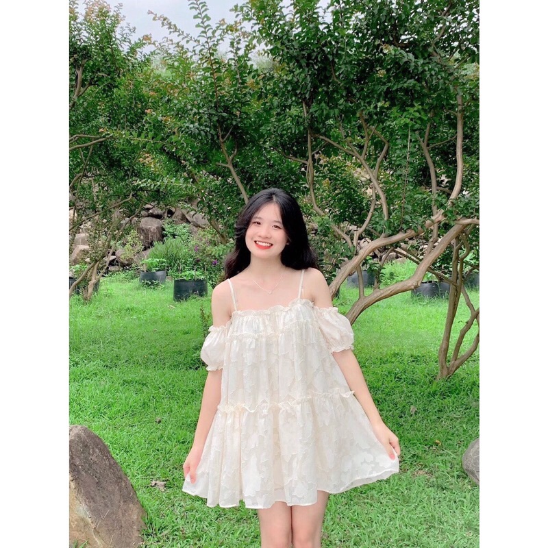 Váy trễ vai dáng xoè hoạ tiết hoa nổi - Đầm trễ vai 2 dây babydoll họa tiết hoa nổi Pea Store