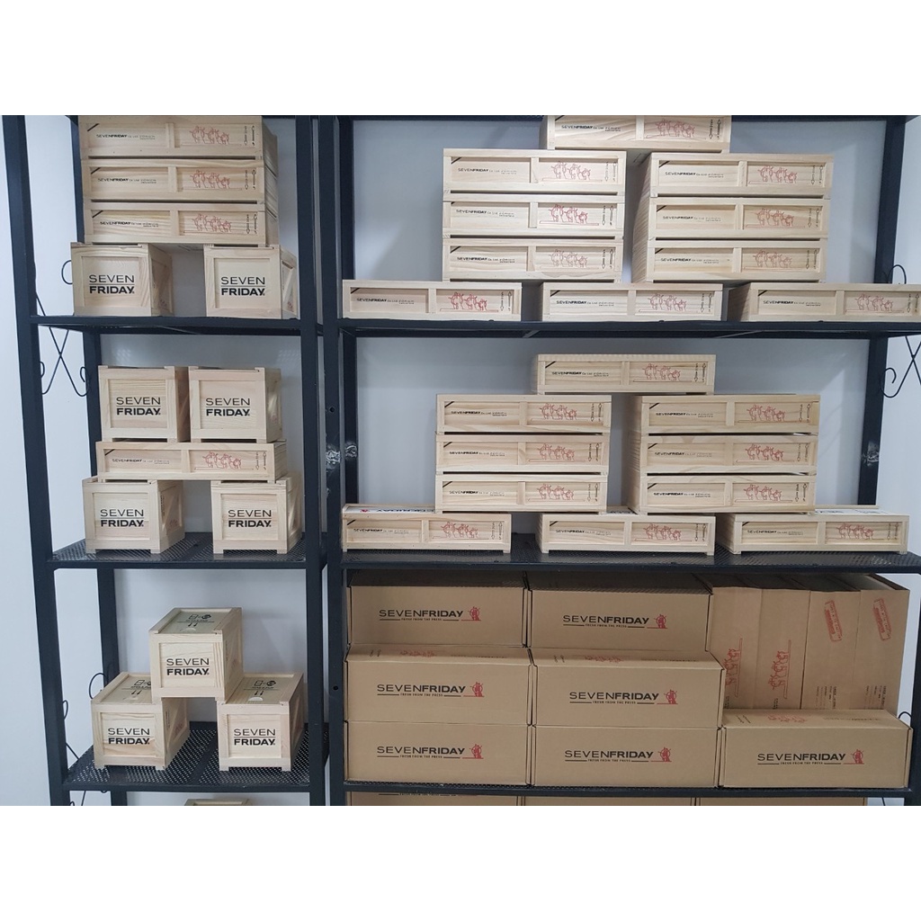 Đồng Hồ Nam Hộp Gỗ, Sách, Thẻ Bảo Hành 2 năm , Khăn, Dây Cao Su Cao Cấp Tặng Kèm