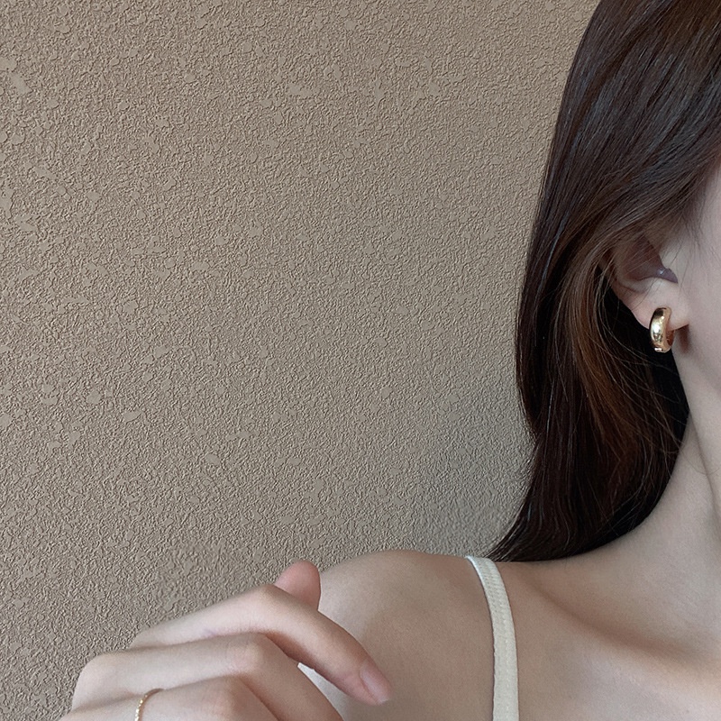 Khuyên Tai Kim Loại Hình Tròn Phong Cách Hàn Quốc Thời Trang Mới 2022 Dành Cho Nữ