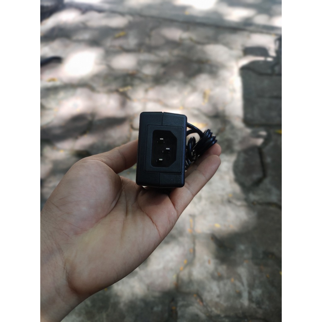 Adapter nguồn cho đàn casio 9.5V 1A