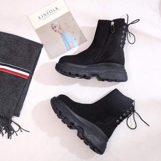 Giày boot cao cổ