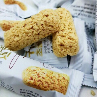 Bánh yến mạch Hàn Quốc gói 400gr ( 38 - 40 cái )