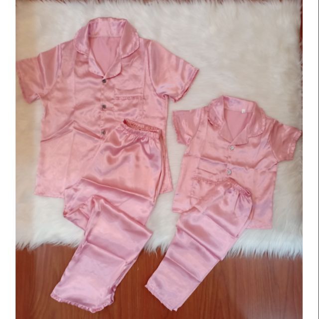 Combo 2 bộ pijama lụa phối bèo mẹ và bé GIÁ SỐC  (ảnh thật)