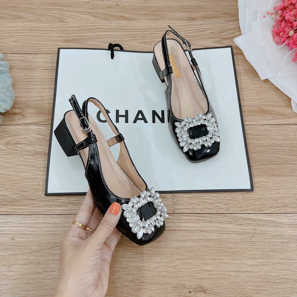 Giày búp bê mũi vuông 2p quai hậu mặt đính đá lên chân cực sang cực đẹp mã V08