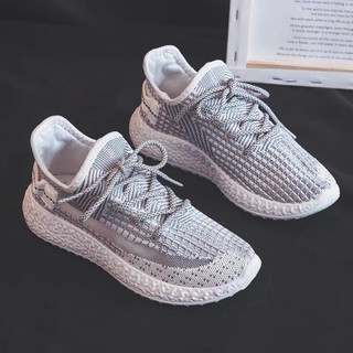 (Có sẵn) Giày sneaker nữ dây phát sáng