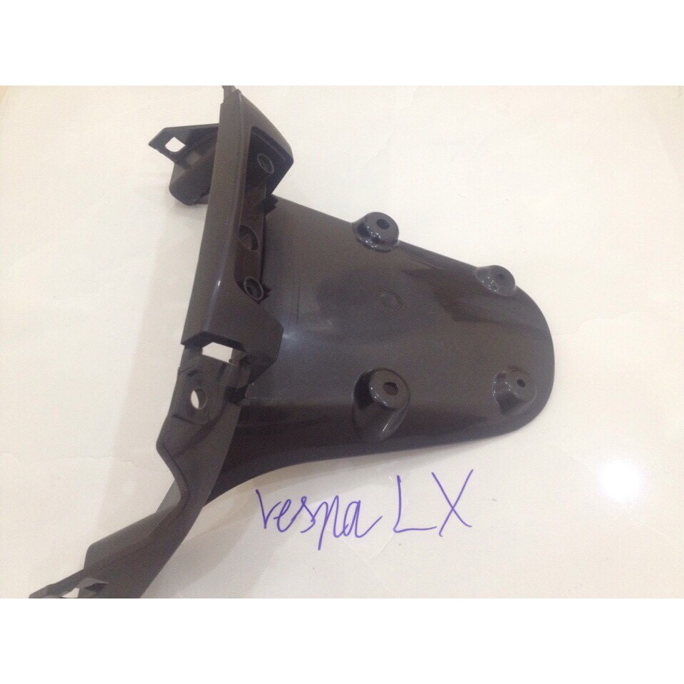 Đuôi bắt biển số Vespa LX