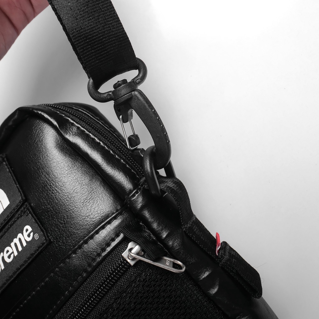 Túi đeo chéo nam SUP x TNF mini bag shoulder - Chất liệu 100% polyester