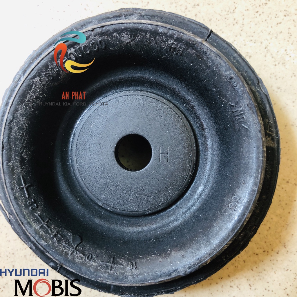 Bát bèo giảm sóc trước Hyundai i10 Grand Sedan 2013-2016 546110U000 Kia Morning 2012 chính hãng MOBIS HÀN QUỐC