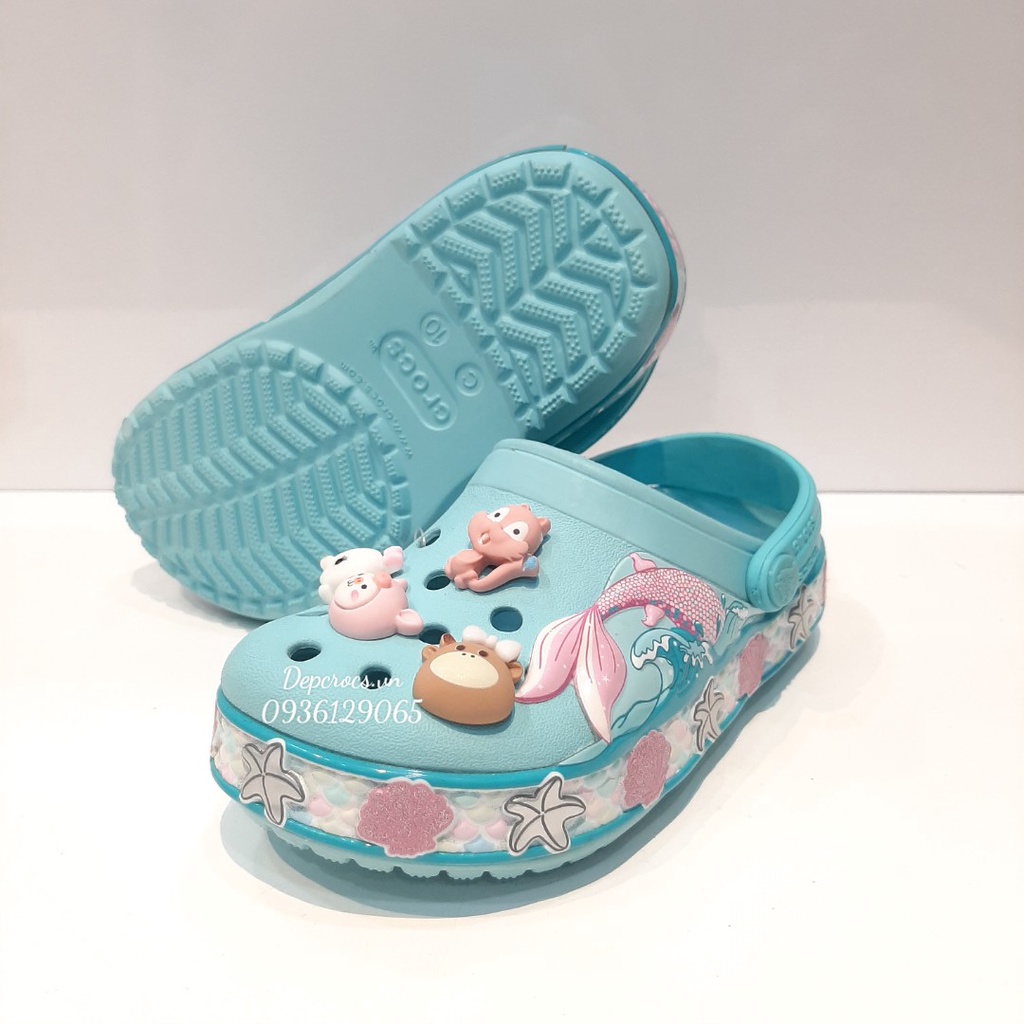 Dép sục crocs cho bé gái in hình tiên cá đuôi xanh ngọc dập nổi 3D cao cấp, dép crocs trẻ em - Crocs house